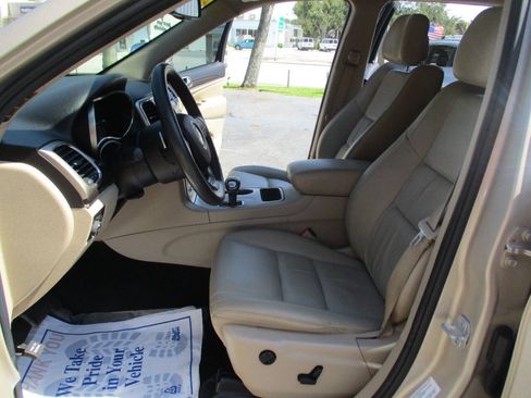 Used 2014 Jeep Grand Cherokee Limited RWD image 10