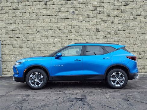 New 2026 Chevrolet Blazer LT w/ Convenience Package image 2