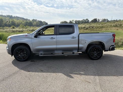 Used 2023 Chevrolet Silverado 1500 RST w/ Z71 Off-Road Package image 2