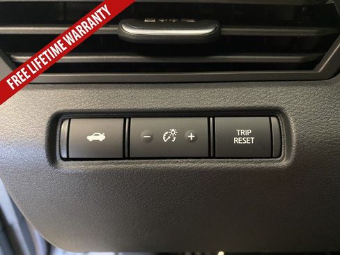 New 2026 Nissan Altima 2.5 SR FWD image 32