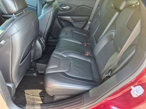 Used 2021 Jeep Cherokee Limited AWD/4WD image 19