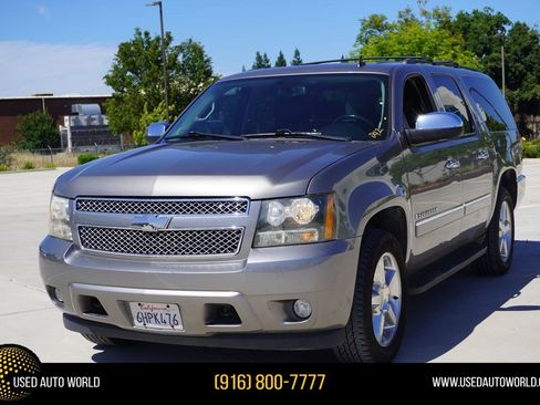 Used 2009 Chevrolet Suburban LTZ AWD/4WD image 1
