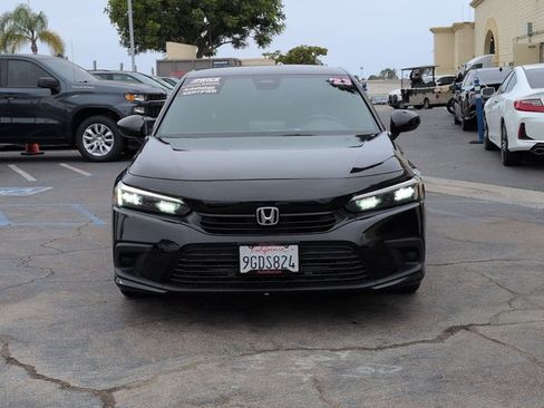 Used 2023 Honda Civic Sport image 2