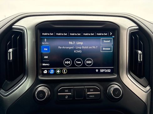 Used 2020 Chevrolet Silverado 1500 LT w/ All-Star Edition image 27