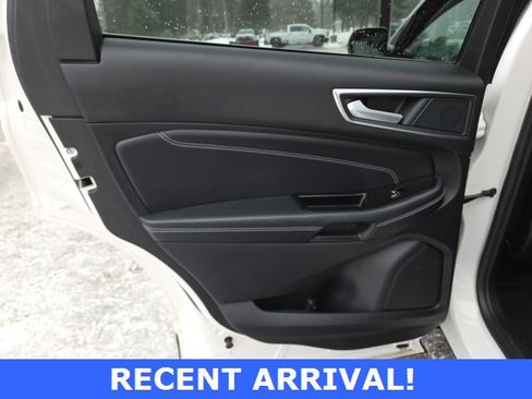 Used 2019 Ford Edge Titanium w/ Canadian Touring Package image 42