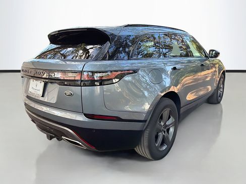 Used 2022 Land Rover Range Rover Velar R-Dynamic S image 3
