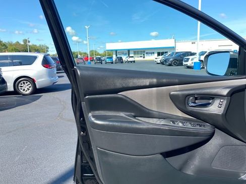 Used 2023 Nissan Murano SL image 13