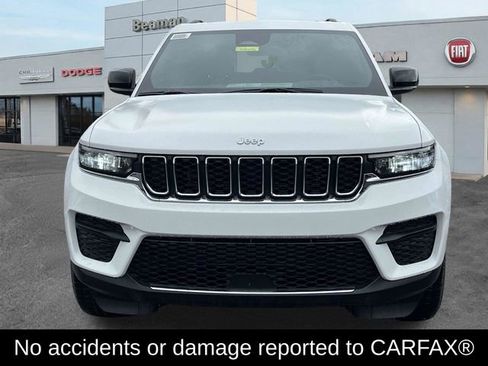New 2025 Jeep Grand Cherokee Laredo w/ Luxury Tech Group I AWD/4WD image 2