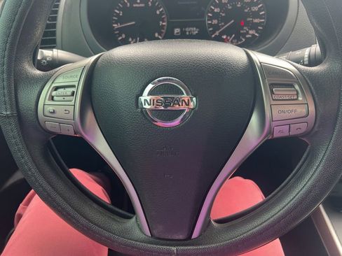 Used 2015 Nissan Altima 2.5 S w/ Power Driver Seat Package FWD image 11