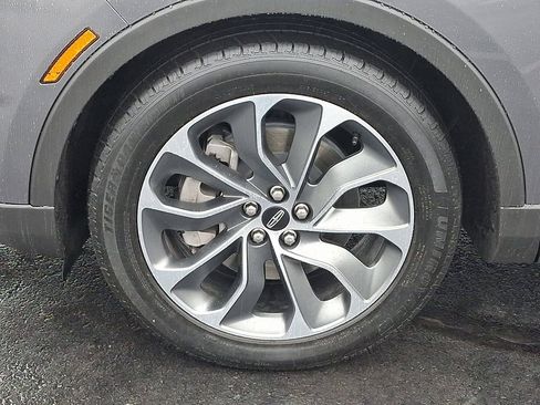 Certified 2023 Lincoln Nautilus Reserve image 8