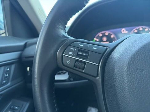 Used 2024 Honda Accord EX-L image 33