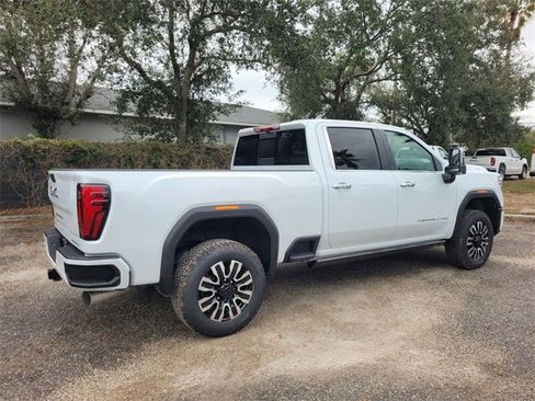 New 2026 GMC Sierra 2500 Denali Ultimate image 13