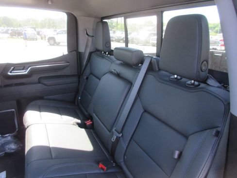 New 2026 GMC Sierra 1500 SLT w/ SLT Premium Plus Package AWD/4WD image 16