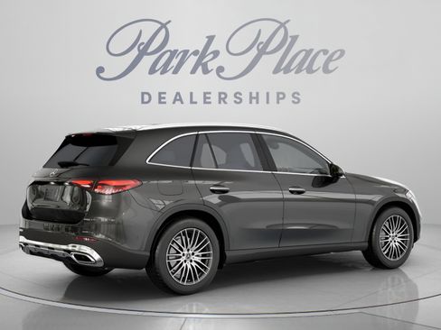 Used 2026 Mercedes-Benz GLC 300 image 22
