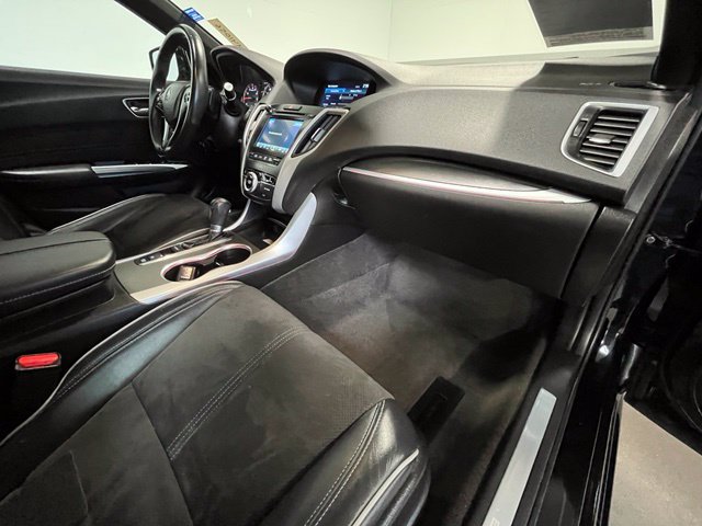 Used 2019 Acura TLX w/ Technology & A-SPEC Package FWD image 10