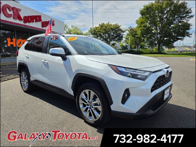 Used 2025 Toyota RAV4 XLE Premium w/ Weather Package AWD/4WD image 1