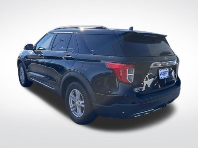 Used 2020 Ford Explorer XLT w/ Equipment Group 202A AWD/4WD image 3