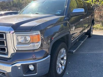 Used 2015 GMC Sierra 1500 SLT w/ SLT Crew Cab Value Package