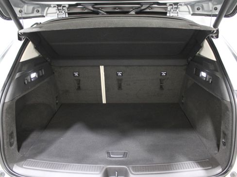 Used 2023 Buick Envision Avenir image 31