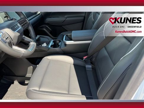 New 2026 GMC Terrain Denali w/ LPO, Floor Liner Package AWD/4WD image 7
