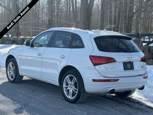 Used 2017 Audi Q5 2.0T Premium Plus w/ Technology Package image 4