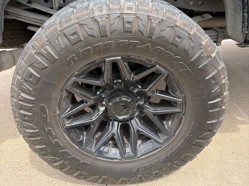 Used 2025 Ford F250 Platinum AWD/4WD image 21