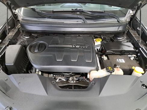 Certified 2021 Jeep Cherokee Latitude Lux 80th Anniv w/ Quick Order Package 26U 80TH AWD/4WD image 32