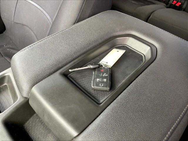 Used 2021 Chevrolet Silverado 1500 Custom w/ Safety Confidence Package AWD/4WD image 34