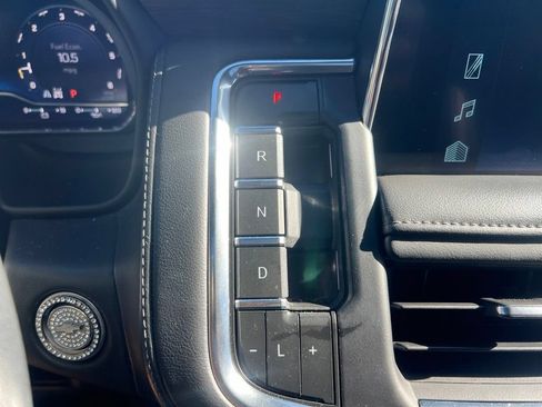 Used 2022 Chevrolet Tahoe Z71 AWD/4WD image 47