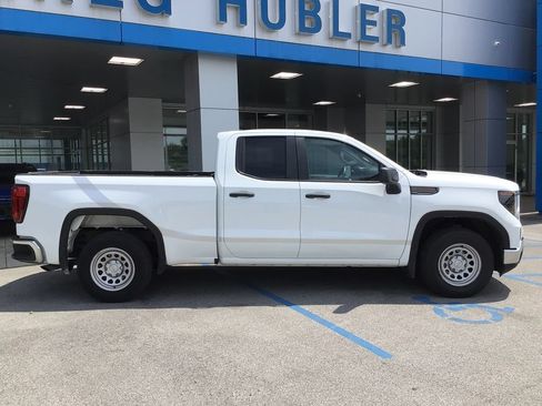Used 2022 GMC Sierra 1500 Pro w/ Convenience Package RWD image 5