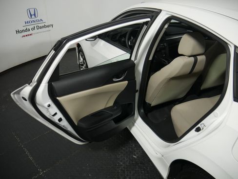 Used 2018 Honda Civic LX image 26