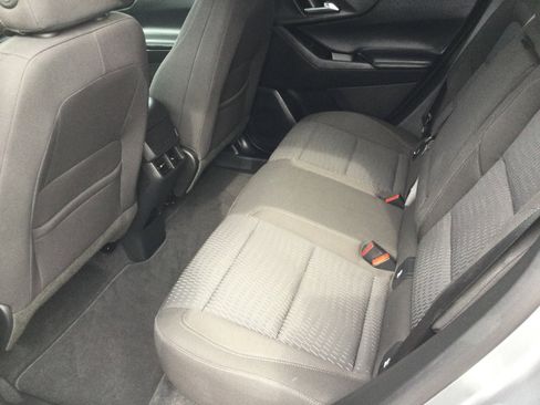 Used 2026 Chevrolet Equinox LT FWD image 11