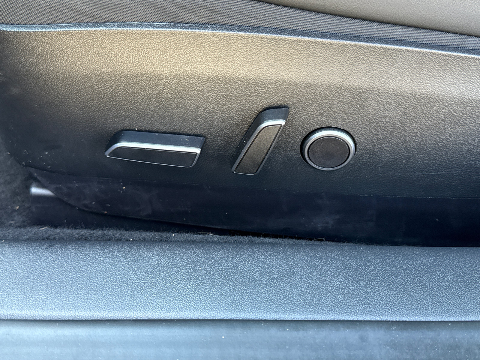 Used 2023 Tesla Model 3 Standard Range RWD image 11