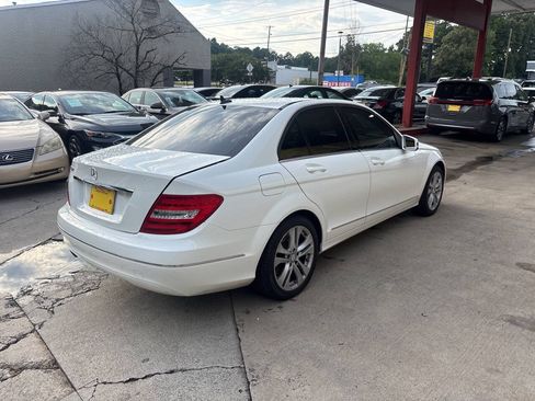 Used 2014 Mercedes-Benz C 250 Sedan image 8