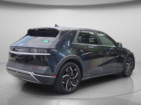 Used 2022 Hyundai Ioniq 5 SE w/ Cargo Package RWD image 7