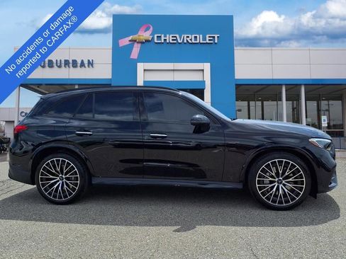 Used 2024 Mercedes-Benz GLC 43 AMG 4MATIC image 4