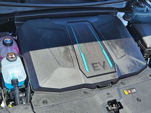 Certified 2024 Hyundai Ioniq 5 Limited RWD image 14