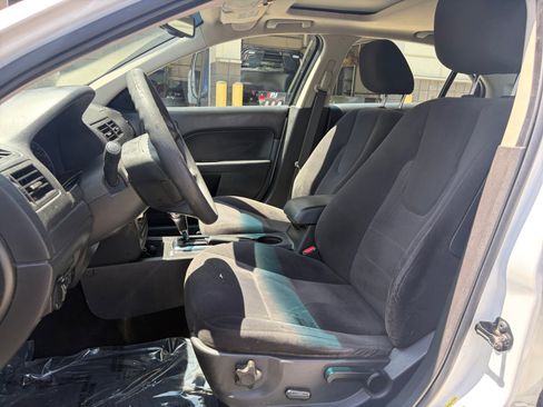 Used 2009 Ford Fusion SE FWD image 17