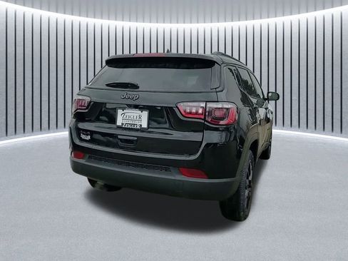 New 2026 Jeep Compass Latitude image 9