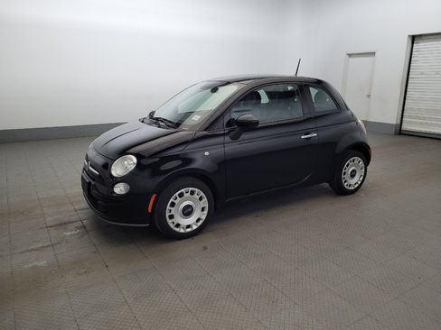 Used 2015 FIAT 500 Pop FWD image 2