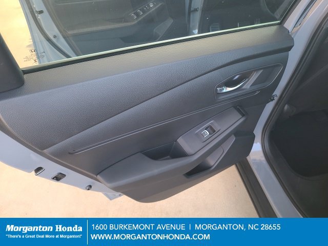Used 2025 Honda Accord Sport image 19