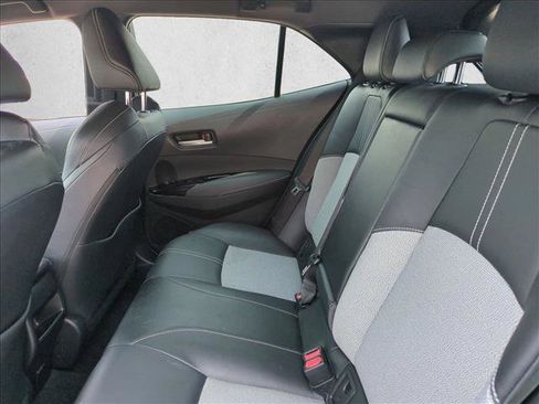 Used 2022 Toyota Corolla XSE FWD image 17