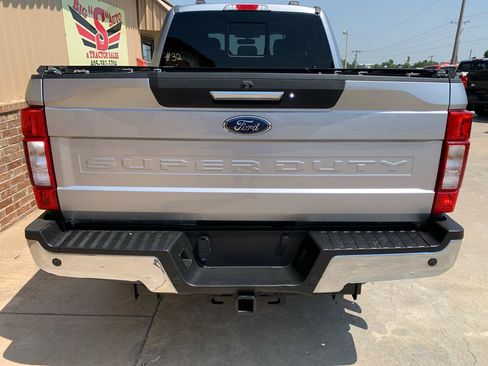 Used 2020 Ford F250 Lariat w/ Chrome Package AWD/4WD image 17