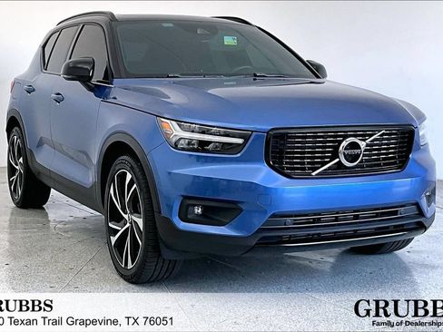 Used 2020 Volvo XC40 T5 R-Design AWD/4WD image 1