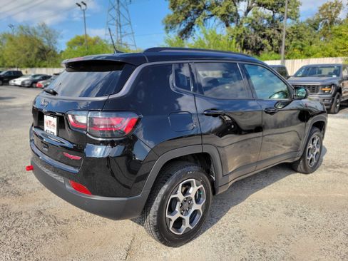 Used 2022 Jeep Compass Trailhawk w/ Trailhawk Elite Group image 4