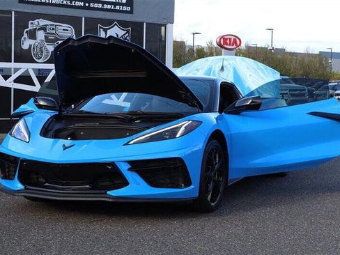 Used 2022 Chevrolet Corvette Stingray Premium Conv w/ Z51 Performance Package image 25