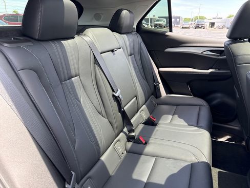New 2026 Buick Envision Avenir AWD/4WD image 38
