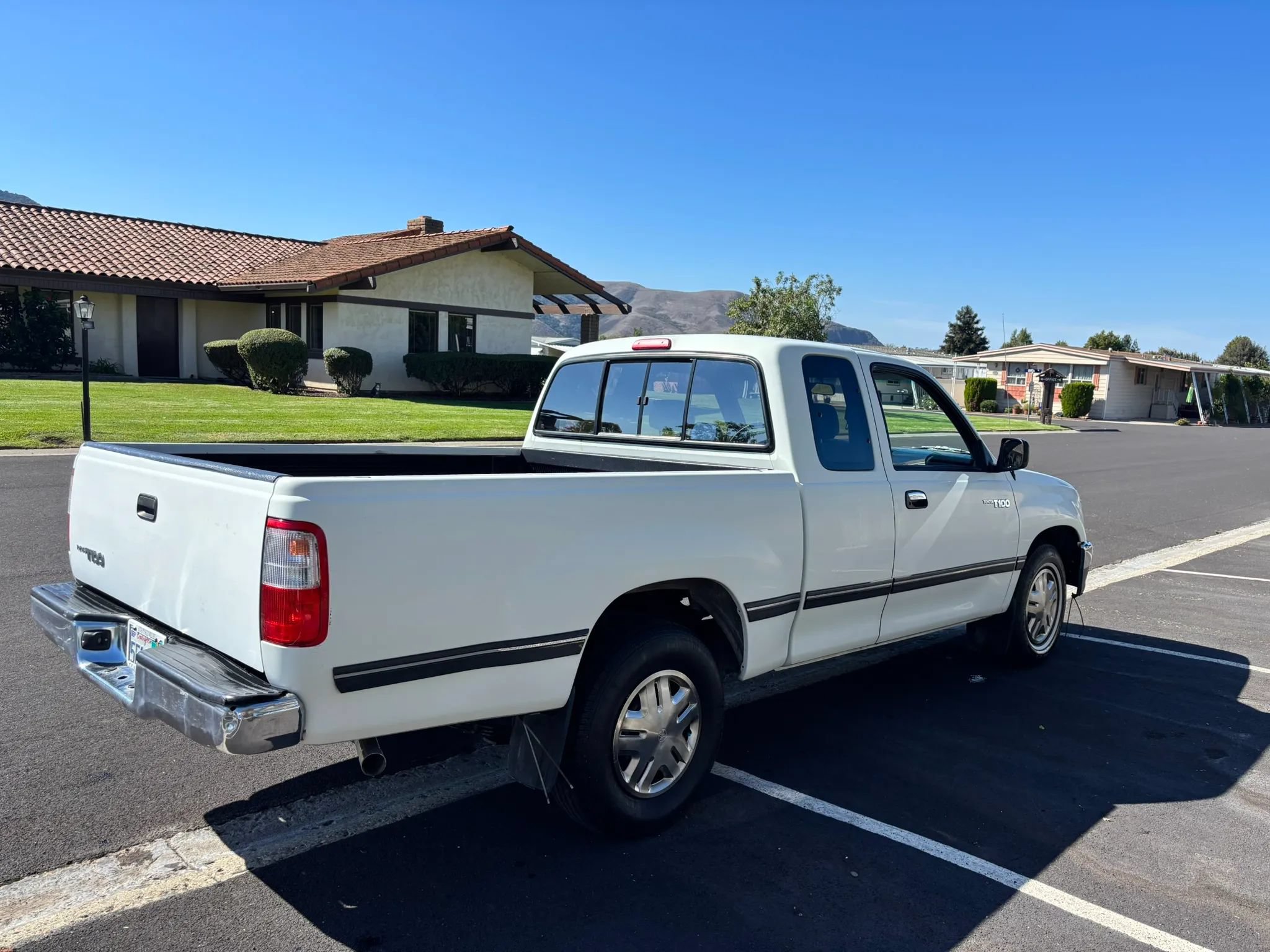 Used 1995 Toyota T100 DX RWD image 9