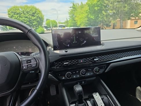 Used 2024 Honda Accord EX-L image 21