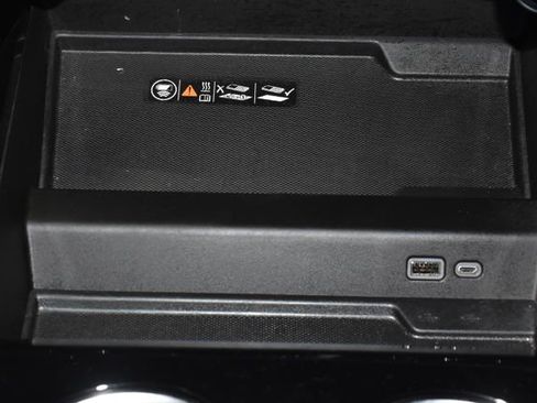 Used 2025 Chevrolet Tahoe Z71 w/ Z71 Off-Road Package image 21